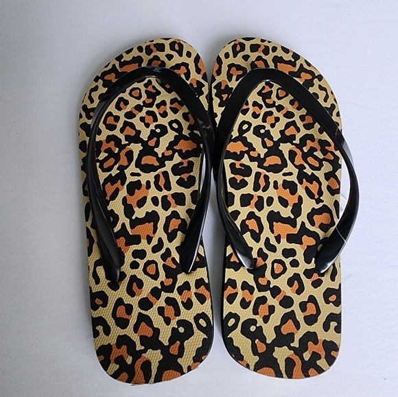 SLIPPERS 4 for $20 (NEW) - Picture 4 of 5